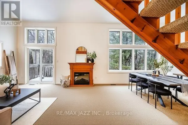 45 Milton ST, Bracebridge, ON P1L 1G9