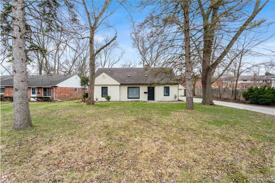 428 Girard AVE, Royaloakcity_oakland, MI 48073