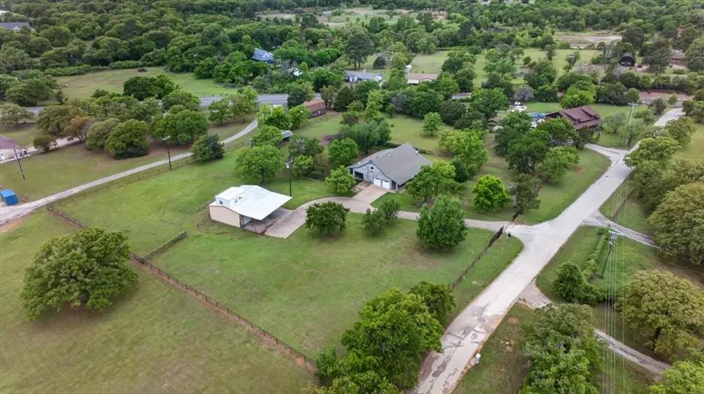 4609 Slayton Road, Cleburne, TX 76031