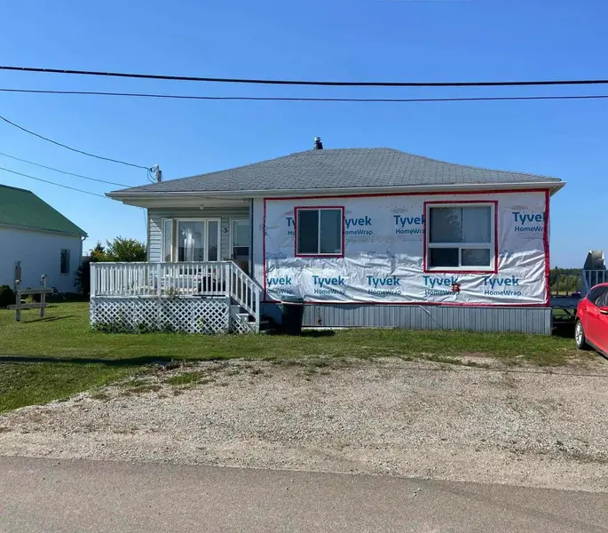 3 St.Therese ST, Kapuskasing, ON P0L 1Z0
