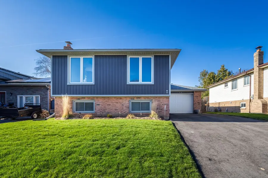 19 Southglen RD, Brant, ON N3R 6Z8