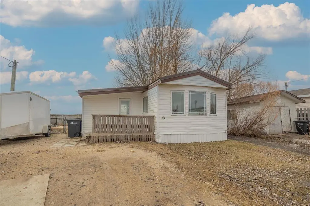 41 Colorado Trailer Court RD, New Bothwell, MB R0A 1C0
