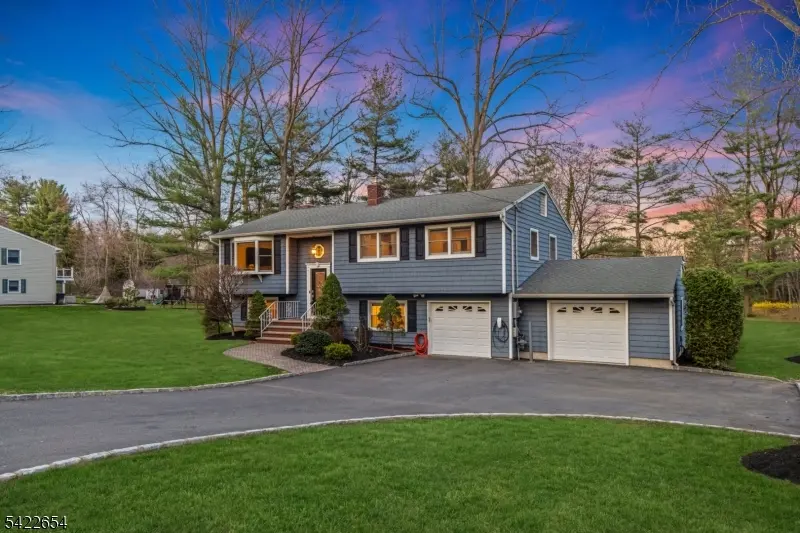 209 Northfield Rd, Long Hill Twp., NJ 07946