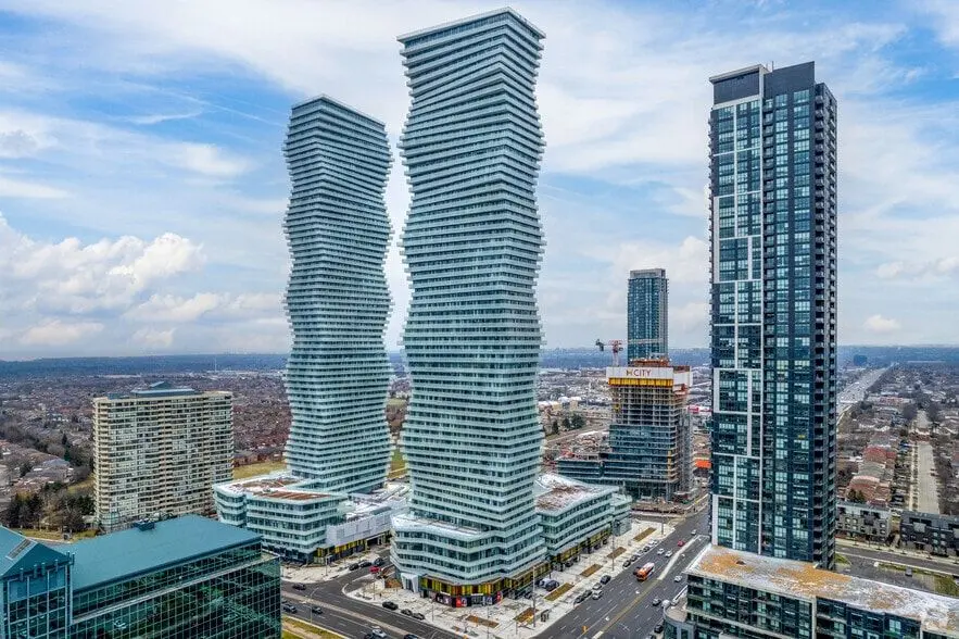 3900 Confederation Pkwy #4609, Mississauga, ON L5B 0M3