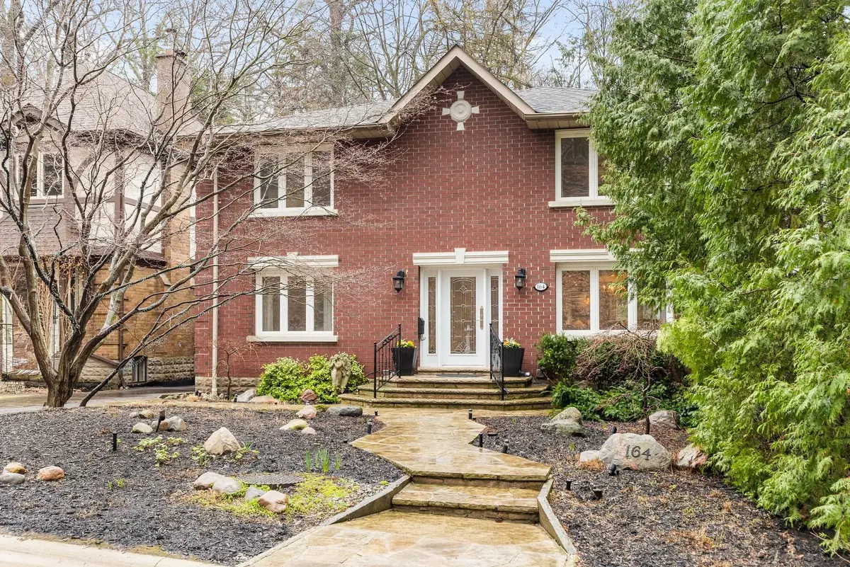 164 Morningside AVE, Toronto W01, ON M6S 1E3