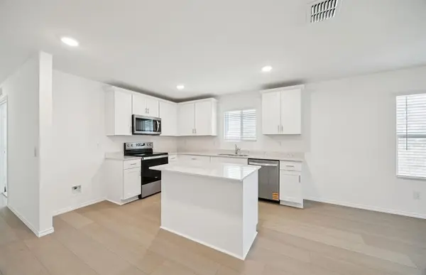 2043 Pleasant Knoll Circle, Forney, TX 75126