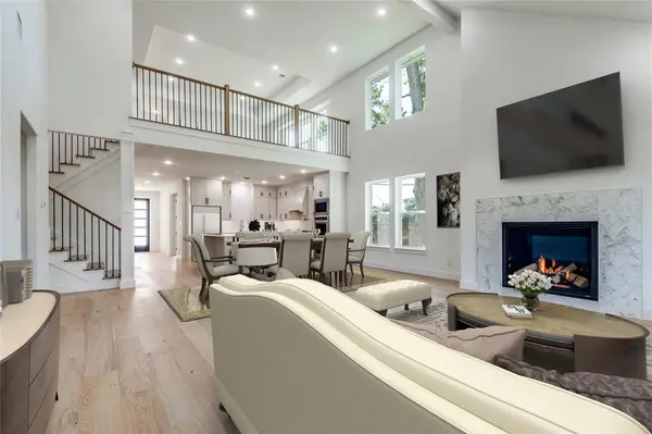 99 Kay Lane, Westworth Village, TX 76114