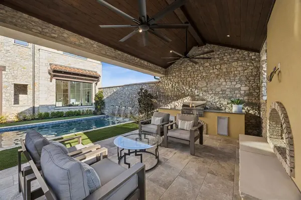 12 Cardona, Westlake, TX 76262