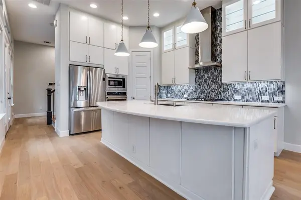 5435 Ashby Grove Street, Dallas, TX 75209