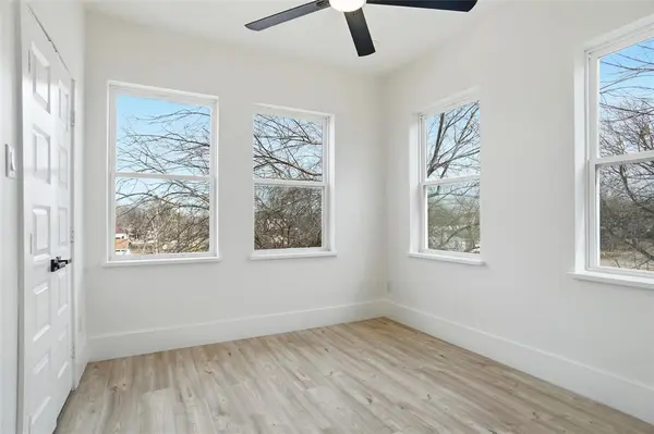 118 Willow Lane, Roanoke, TX 76262