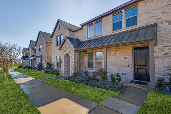 221 McConathy Way, Flower Mound, TX 75028
