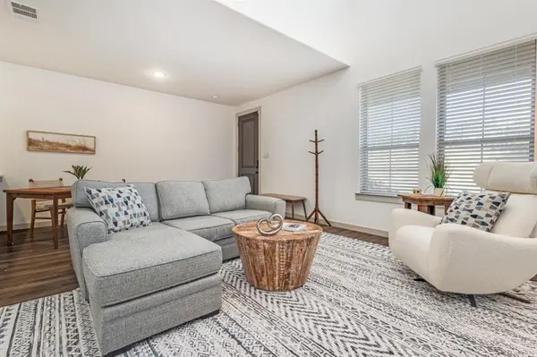 221 McConathy Way, Flower Mound, TX 75028