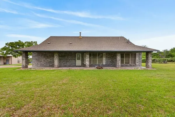 4609 Slayton Road, Cleburne, TX 76031