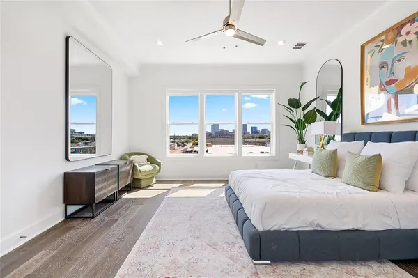 217 Carroll Street, Fort Worth, TX 76107