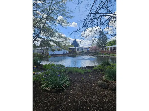 1800 LAKEWOOD CT, Eugene, OR 97402