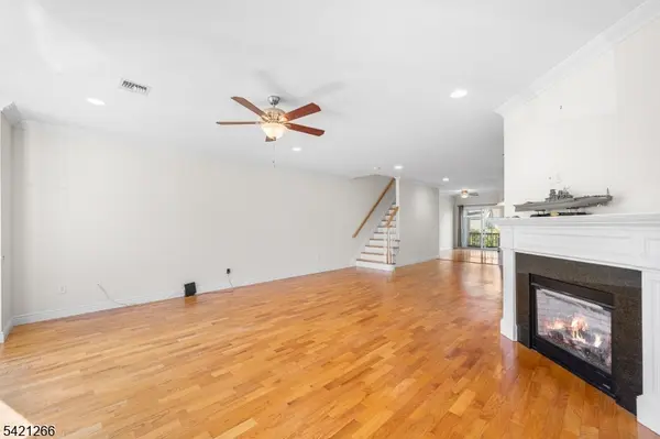 233 5TH Street #B, Fairview Boro, NJ 07022