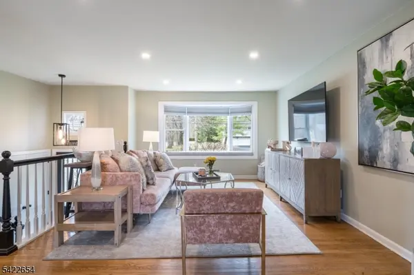 209 Northfield Rd, Long Hill Twp., NJ 07946