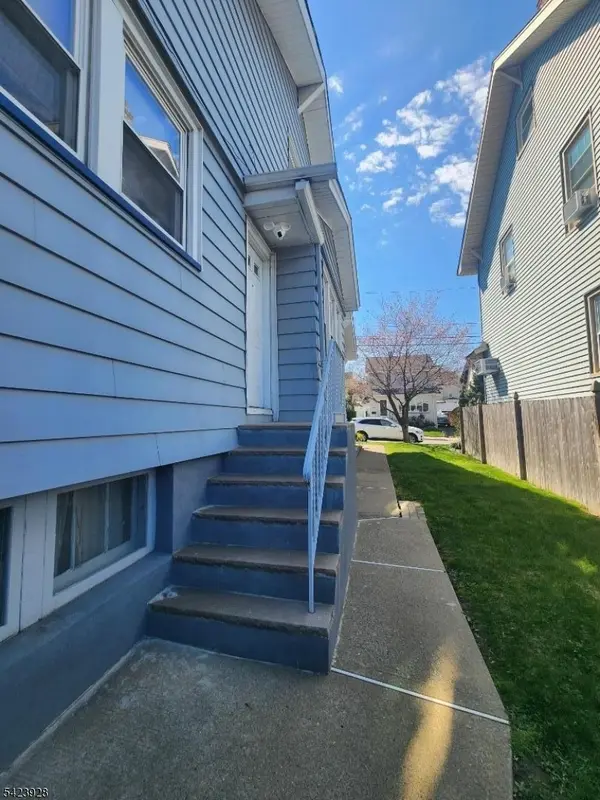 23 Park Ave #2, Garfield City, NJ 07026