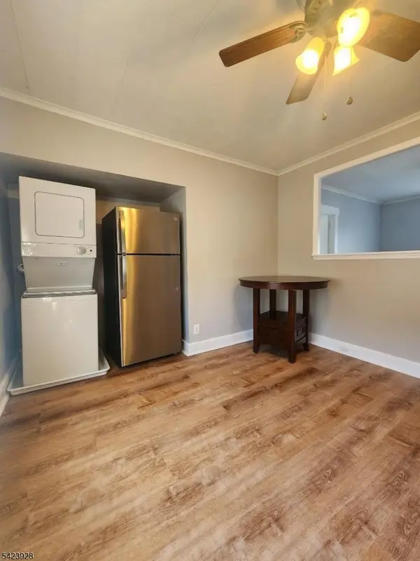 23 Park Ave #2, Garfield City, NJ 07026