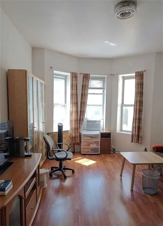 817 55th ST, Brooklyn, NY 11220