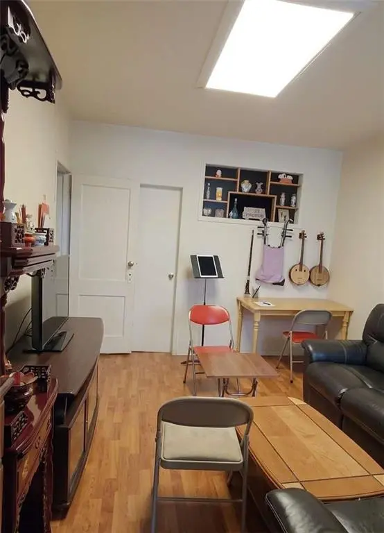 817 55th ST, Brooklyn, NY 11220