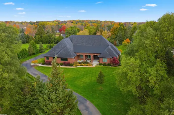 4376 Lancaster DR, Clarkston, MI 48348