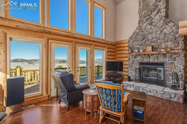 188 Centennial CIR, Westcliffe, CO 81252