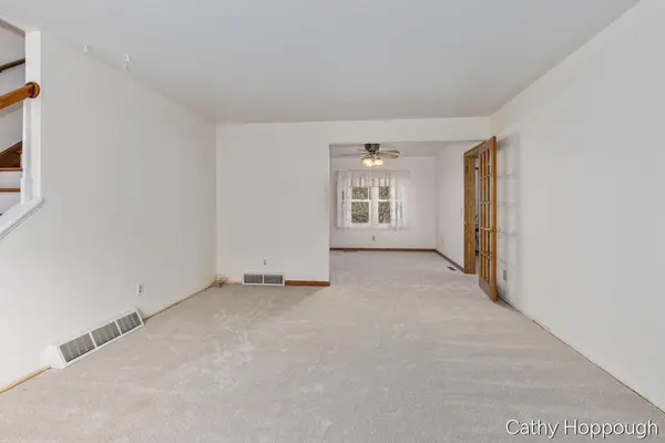 775 River RD, Hastings Twp, MI 49058