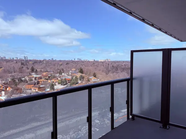 29 Green Trail CT #1709, Toronto C15, ON M2K 1E3