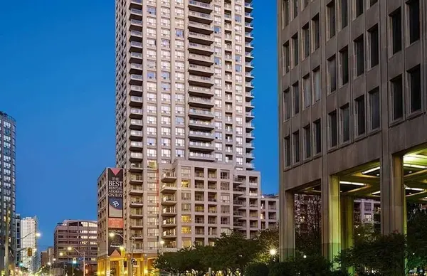 925 Bay ST #1205, Toronto C01, ON M4S 3L4