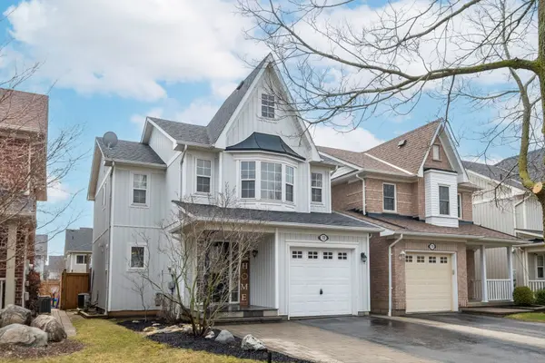 72 Wessex DR, Whitby, ON L1M 2C2