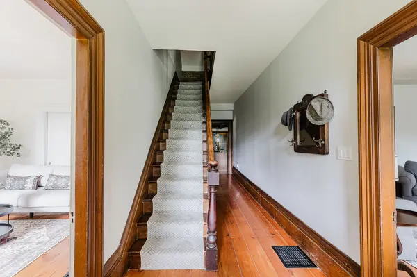 4242 Cedar Valley RD, Clarington, ON L0B 1M0