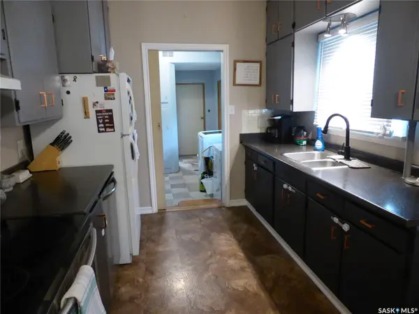 260 1st AVENUE E, St. Walburg, SK S0M 2T0