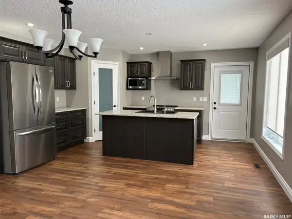 222 3rd AVENUE, Glaslyn, SK S0M 0Y0