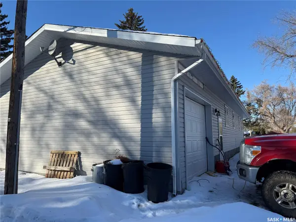 1206 2nd AVENUE N, Edam, SK S0M 0V0