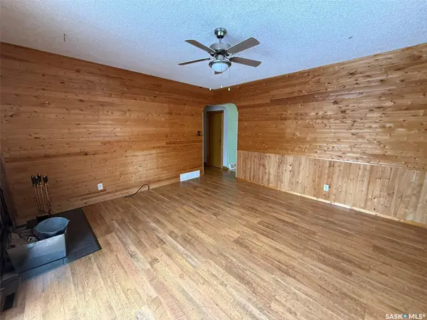 127 Helen STREET, Chitek Lake, SK S0J 0L0