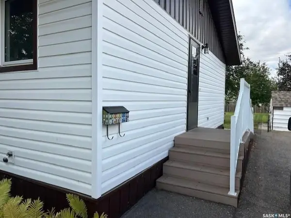 18 Waterloo ROAD, Yorkton, SK S3N 3E8