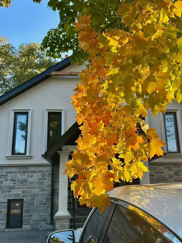 1525 Kenmuir AVE #7, Mississauga, ON L5G 4B6