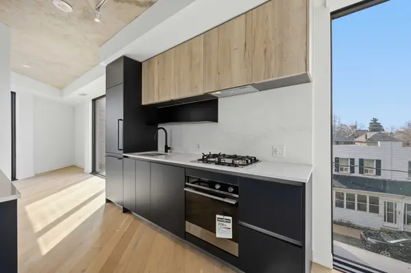 2625 Dundas ST W #314, Toronto W02, ON M6P 0C5