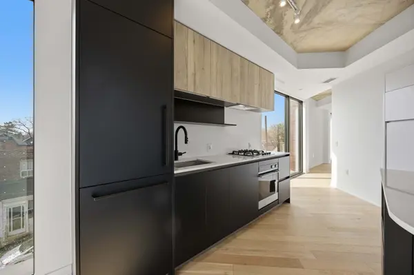 2625 Dundas ST W #314, Toronto W02, ON M6P 0C5