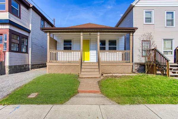 267 Rosslyn AVE N, Hamilton, ON L8L 7P9