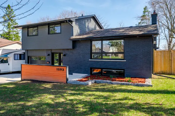 1593 Westbrook DR, Peterborough, ON K9J 6R6