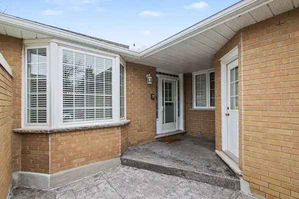 98 Beasley CRES, Cambridge, ON N1T 1T5