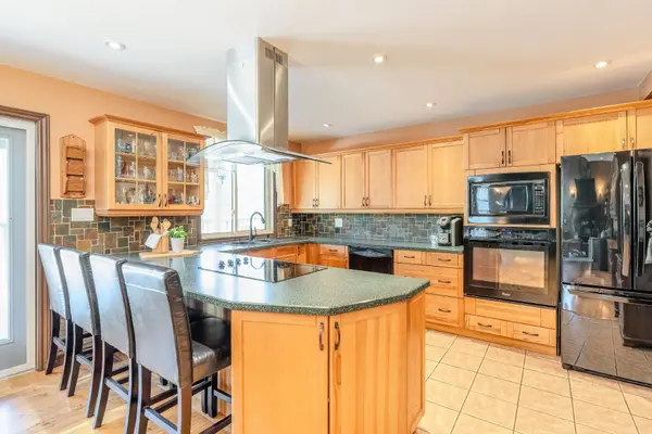 153 Stanley RD, Kawartha Lakes, ON K0M 2T0