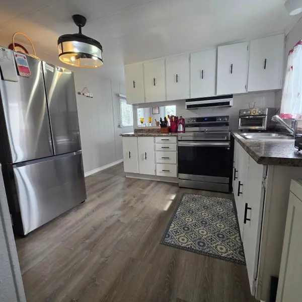 5633 Bath RD #16, Loyalist, ON K0H 1G0