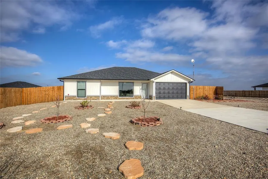 521 Private Road 24977, Brookston, TX 75421