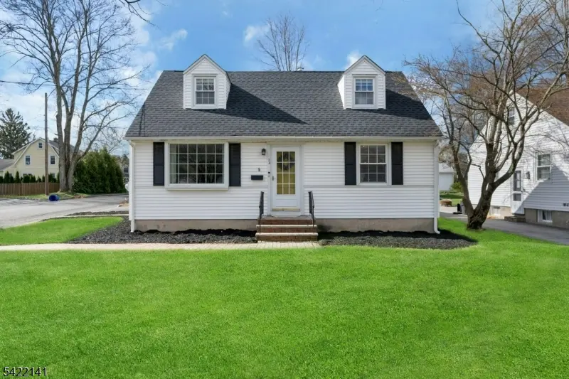 24 Central Ave, Morris Plains Boro, NJ 07950