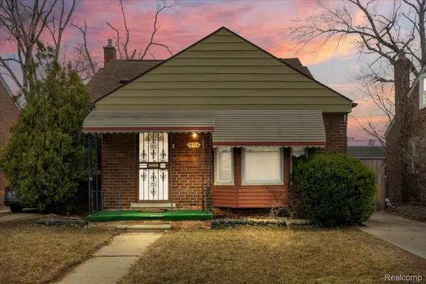 19710 Woodingham DR, Detroit, MI 48221