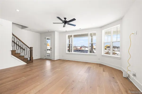 416 S Center ST, Northville, MI 48167