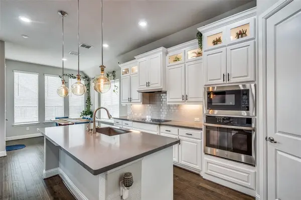 3305 Brookglen Drive, Lewisville, TX 75010